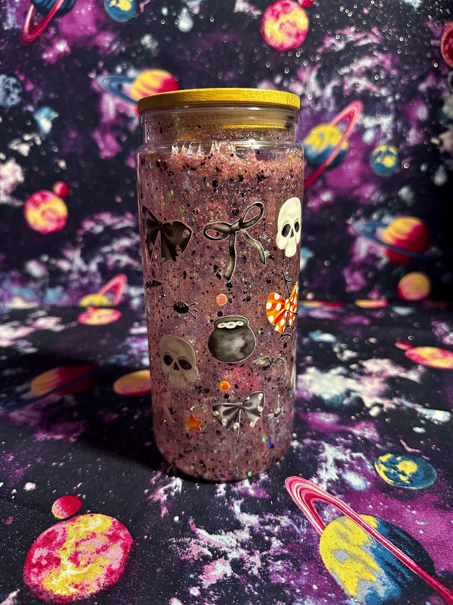Skull and Bow Glitter Cup | Spooky Cute Snowglobe Tumbler | Gothic Glam Halloween Cup | Handmade by Dye & Design